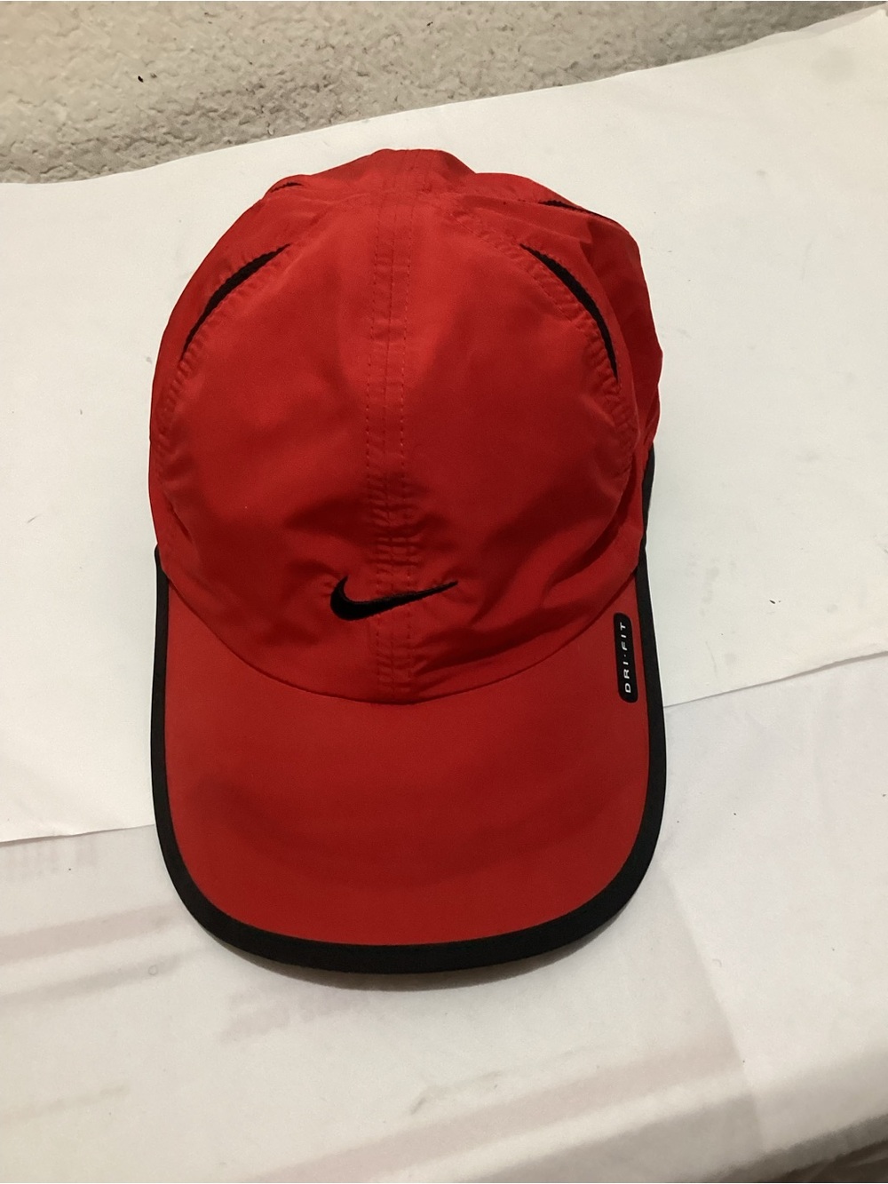 Nike Unisex Red and Black Dri-FIT Sport Cap